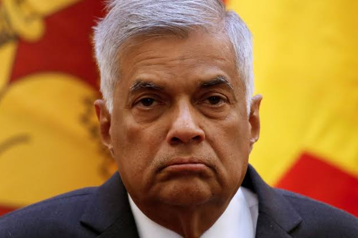 හිටපු ඇමතිගේ 19ම වියේ පුතාටත් බාර්ලයිසන් දීල... රනිල්ට එරෙහි ‘බාර් පර්මිට්’ පෙත්සම විභාගයට: ශ්‍රේෂ්ඨාධිකරණයෙන් තීන්දුවක්