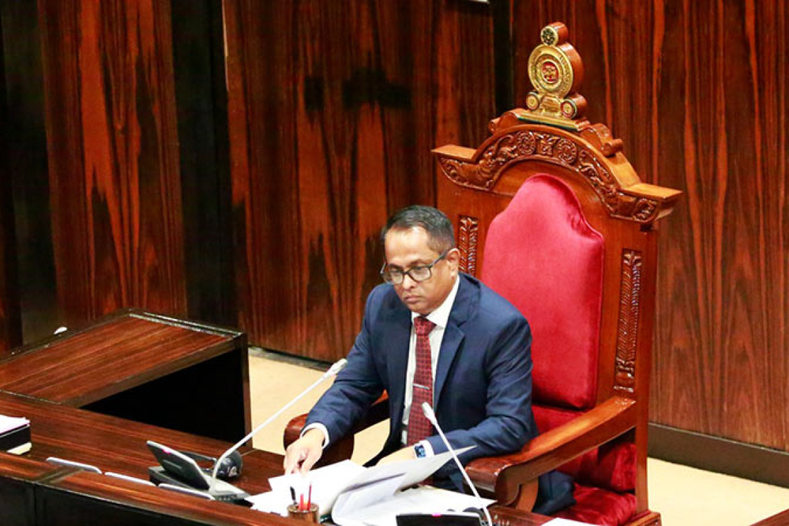 කථානායකට විරුද්ධව අල්ලස් කොමිසමට පැමිණිල්ලක්!  හේතුව රාජ්‍ය දේපොළ අවභාවිතා කීරීම