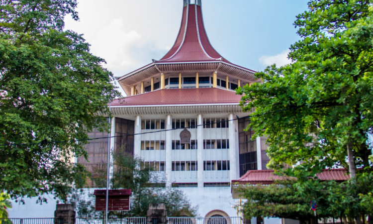 උසාවි තීරණ.. ඝණ පූර්ණ ගැටලු...  පුංචි ආණ්ඩු පනහක් කොට උඩ