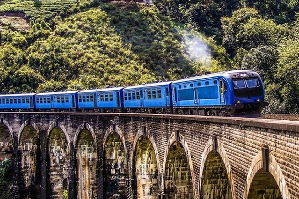 කොළඹ සිට බදුල්ල දක්වා ‘Ella Weekend Express’ නමින් නව සුඛෝපභෝගී දුම්රියක්