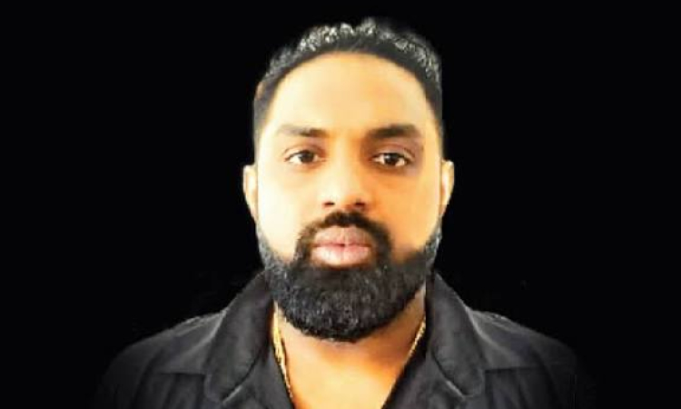 හරක් කටා ඉලක්ක කර බන්ධනාගාර බසයට ක්ලේමෝ බෝම්බ ගහන උත්සාහයක්…