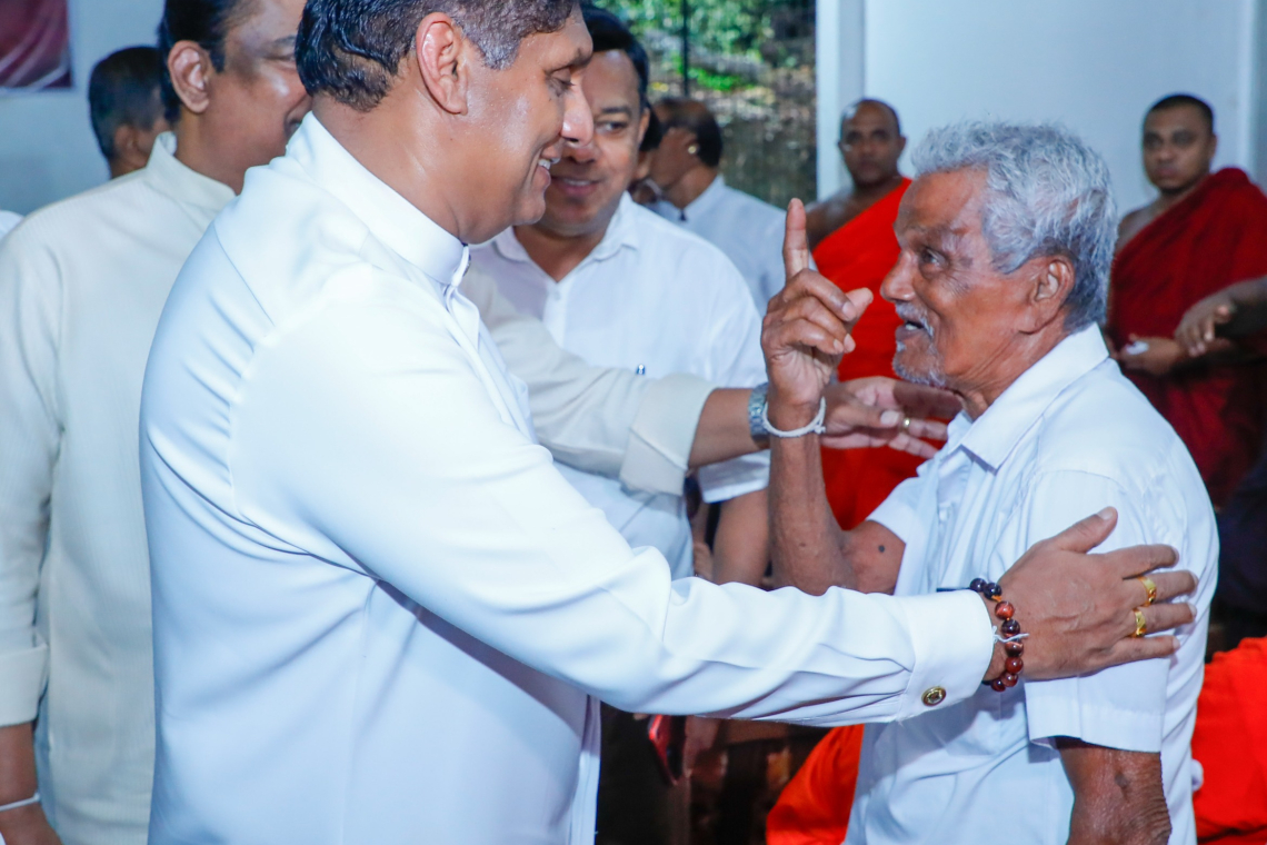 අපේ ගමන මැද මාවතයි. රටට ඇති එකම විකල්ප මාවතයි - විපක්ෂ නායක සජිත් ප්‍රේමදාස 