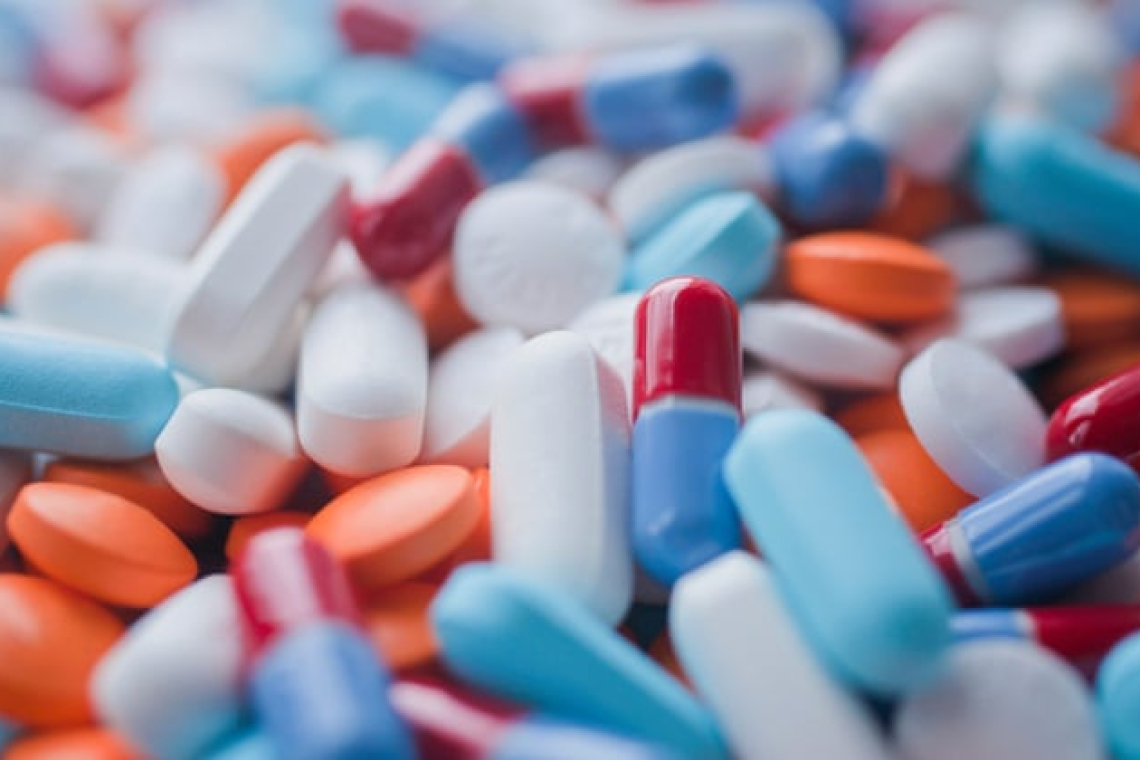 ඉතිහාසයේ වැඩිම ඖෂධ ප්‍රමාණයක මිල අඩු කළේ අපේ රජයයි’ – සෞඛ්‍ය ඇමති