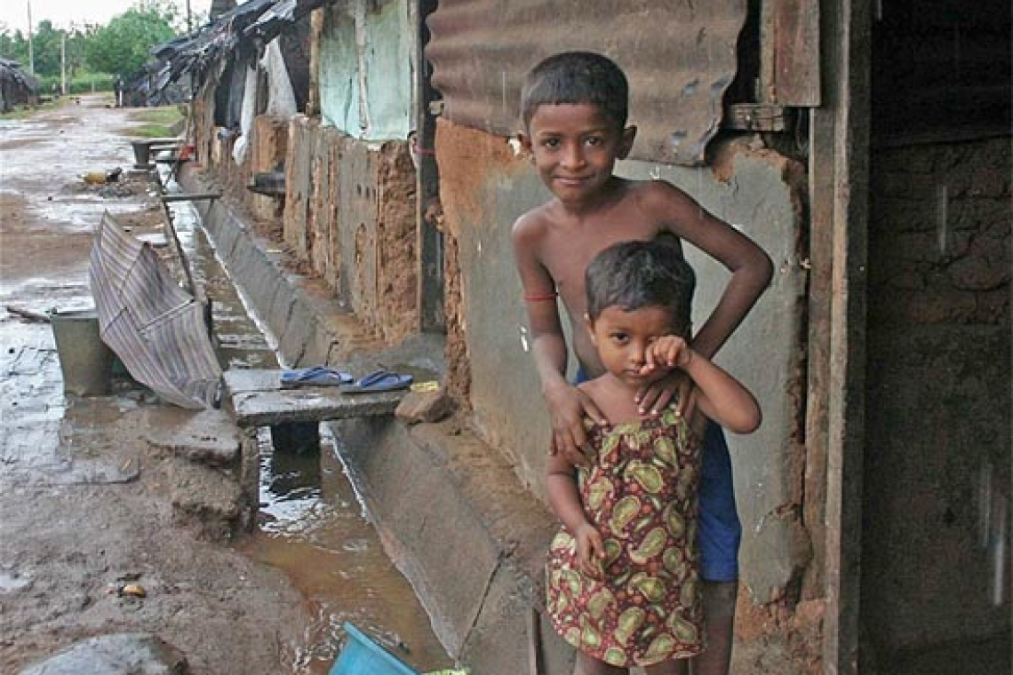  රටේ ජනගහනයෙන් 1/4ක් දරිද්‍රතාවයෙන් පෙළේ !