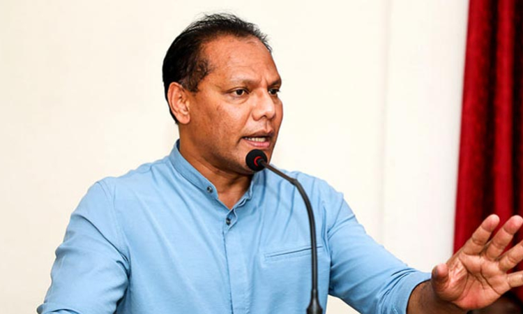 අනුරාධපුරේ පහුකරලා යාපනේ පැත්තට එන්නේ ජාතිවාදය වපුරන්න! I ඔහු වරදකරු වෙන්න ඕන අනුරටද මේ චෝදනා කරන්නේ