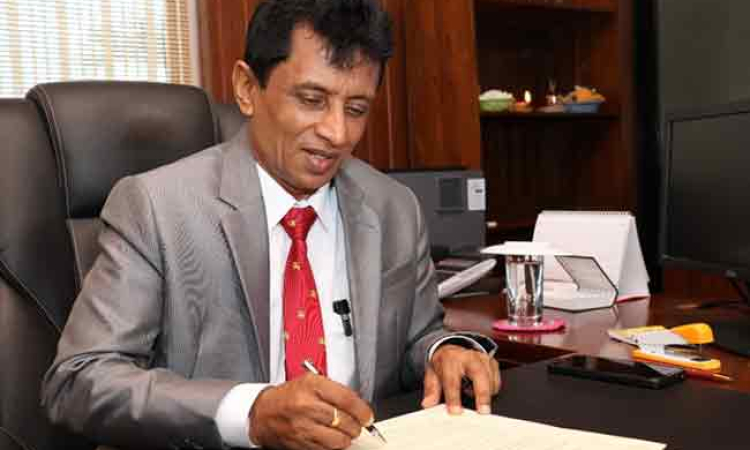 RMV ලොක්කා CID අත්අඩංගුවට 