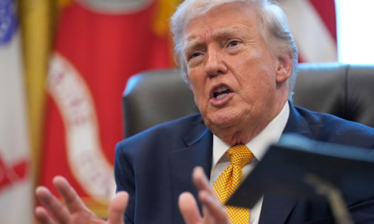 ඉරානයේ කාග් දූපත අත්පත් කරගැනීමට හැකි බව ට්රම්ප් කියයි